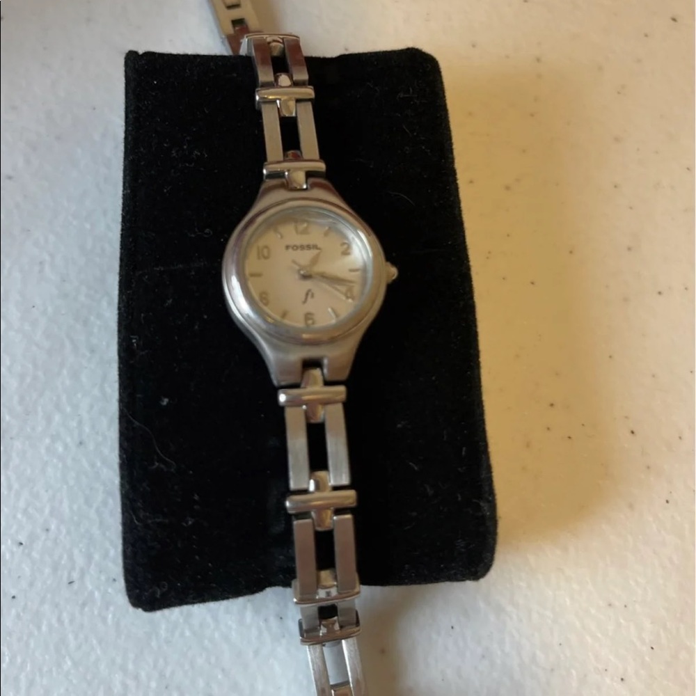 Women’s fossil watch